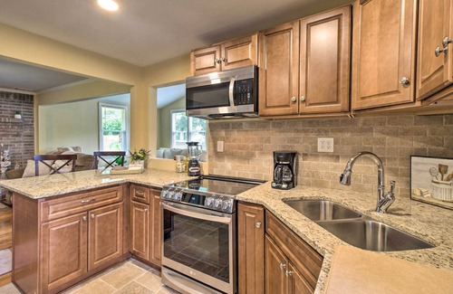 Savannah House | Updated Savannah Hideaway w/Luxury Backyard!