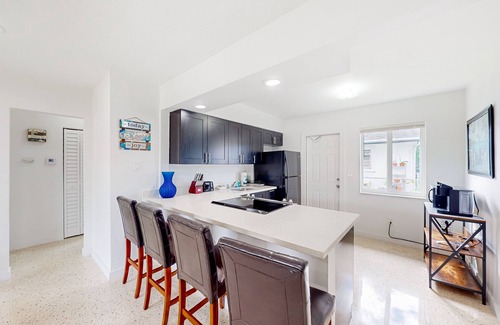 Hallandale Beach House | Updated, single-level duplex with central AC, private W/D, & central location