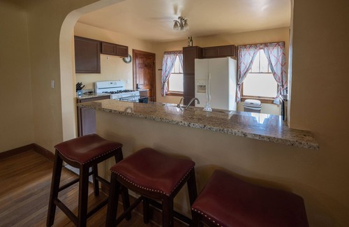 Clifton House | Updated SUMMER and FALL RATES!