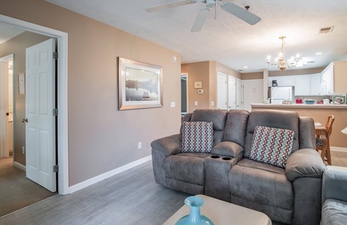 Pawleys Island Condo | Updated two bedroom condo in True Blue