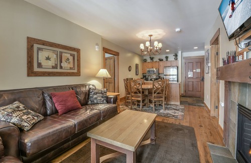 River Run Condo | Updated Unit Near Ski Lifts, Dining & Shops!