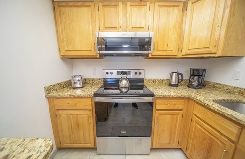 Mountain House Condo | Updated unit with hot tub and amazing views