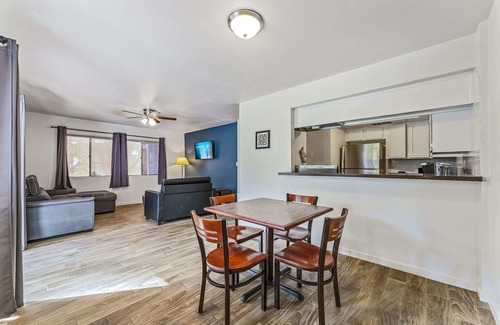 Casa Grande Condo | Upgraded 2bd Modern Casa Grande apartment