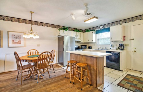 Lake Tansi Condo | Upgraded 2BR, King Bed, Plenty of Amenities