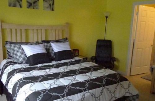 West Melbourne House | Upgraded!, Affordable, Quiet, Relaxing, Close to the beach in Sunshine State