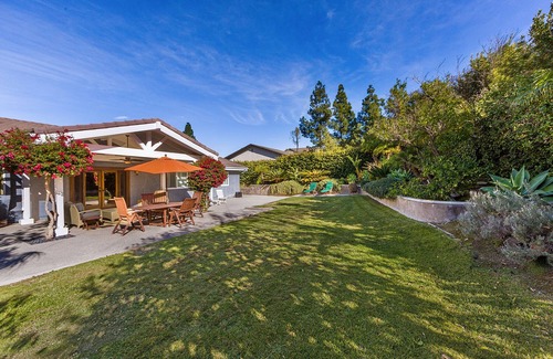 Thousand Oaks House | Upgraded single story home - prime location! Approx 30 miles of Malibu, LA & SB!