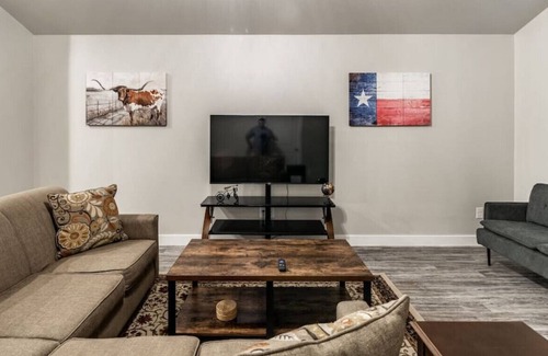 Lubbock House | Upland Crossing - 3BR/2BA - New Construction