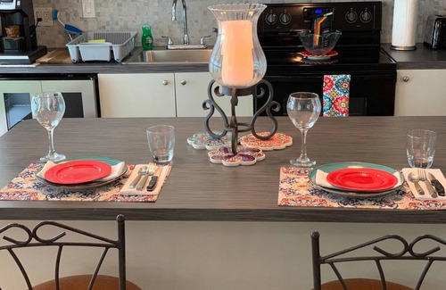West Palm Beach Cottage | Upland Zen Retreat Cottage near Downtown West Palm Beach Pet Friendly