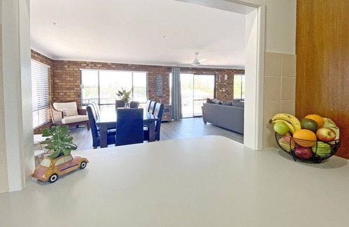 North Haven Apartment | Upper Deck