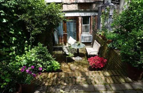 Upper East Side House | Upper East Brownstone Duplex 4Beds 3Bath & Private Garden