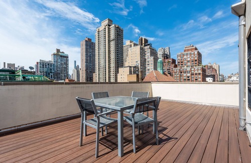 Upper East Side Apartment | Upper East Side Two Bedroom in Great Location