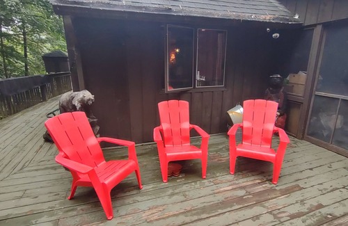 Tupper Lake House | Upper Saranac Lake. Beach/dock/boat ramp. King bed, pets, paddle, hike, Olympic