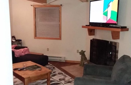Wakefield House | Upper unit of Duplex