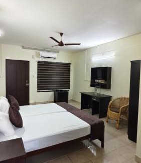 Pala Hotel | UPPERCREST RESIDENCY PALA