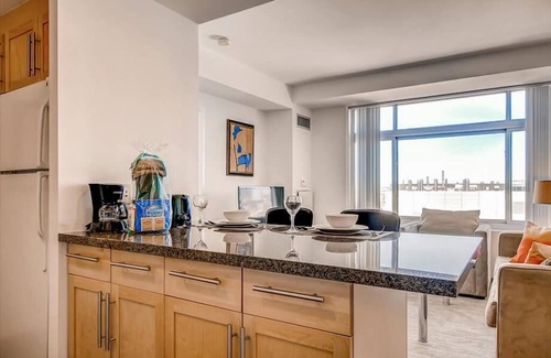 East Cambridge Apartment | Upscale 1BR Apartment | Kitchen |Washer in-unit | Cambridge | by GLS