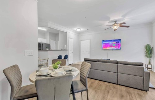 Southwest Raleigh Apartment | Upscale 1BR Suite Mins to Downtown Raleigh!