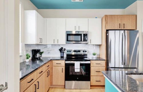 Pooler Apartment | Upscale 2BR Getaway | Minutes to Savannah