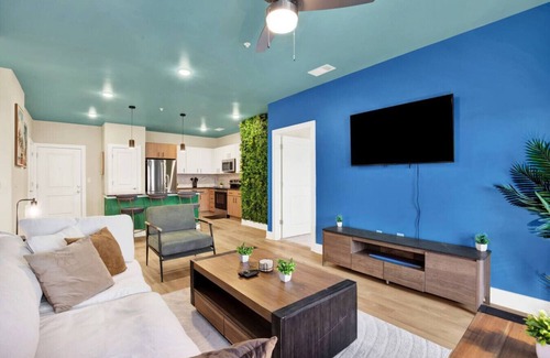 Pooler Apartment | Upscale 2BR Getaway | Minutes to Savannah