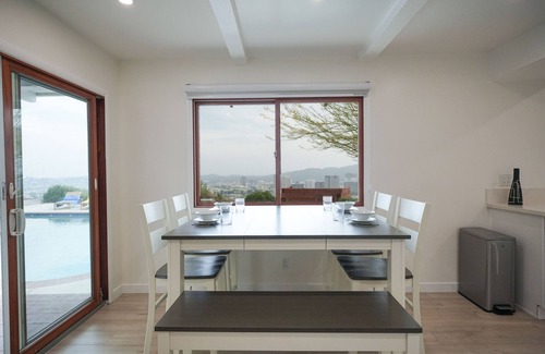 Greenbriar House | Upscale 3BDR House/w Stunning Views & Pool House