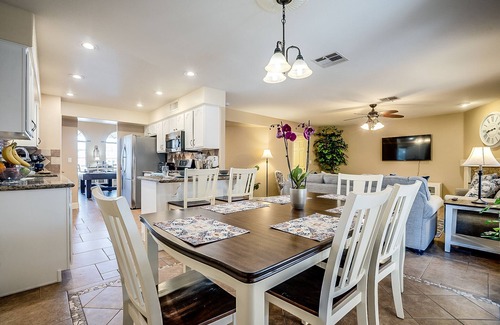 Black Mountain House | Upscale 4 BR Home with RV parking