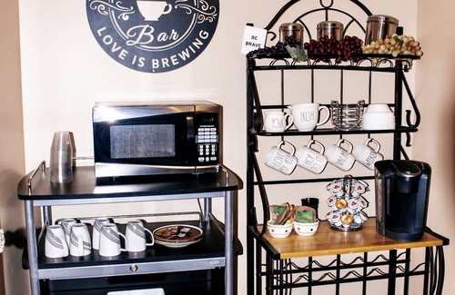 Wichita House | Upscale Abode
