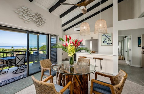 Wailea House | Upscale and Elegant Vistas
