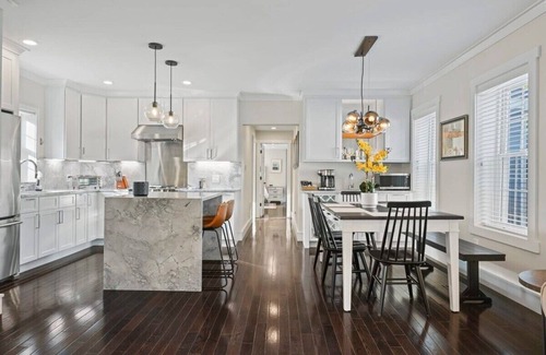 Saratoga Springs Apartment | Upscale Azure by Saratoga Stays