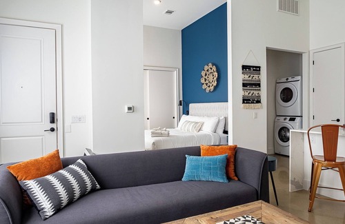 Holly Condo | Upscale Condo in East Austin