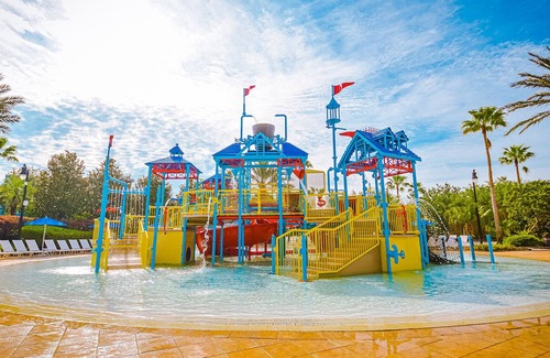 Reunion Condo | Upscale Condo with Foosball Table near Disney with Resort & Waterpark Access -.