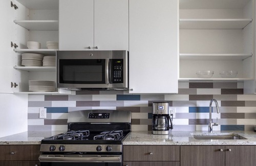 East Cambridge Apartment | Upscale East Cambridge 2BR w/Gym & W/D, nr Lechmere T, by Bluegorund