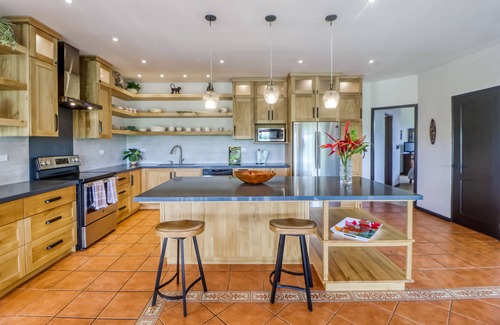 Playa Flamingo Condo | Upscale getaway on ocean-view property - pool, outdoor kitchen, and fast Wifi