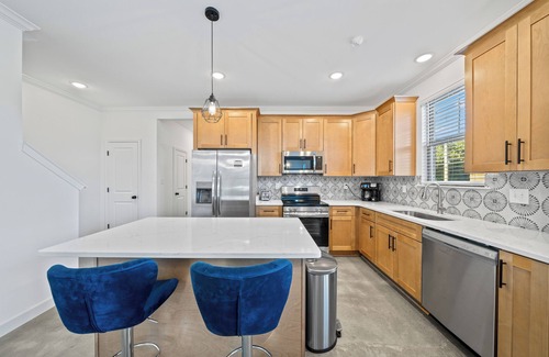Memphis House | Upscale Haven Close to Downtown