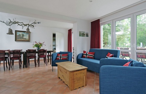 Muritz House | Upscale holiday home with terrace and garden