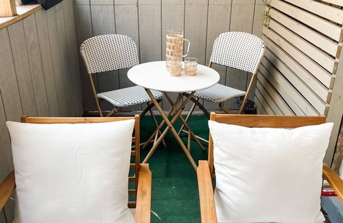 Lincoln Park House | Upscale Home in Lincoln Park Minutes from Downtown