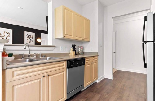 Cary Apartment | Upscale King 2BR Suite Mins to Downtown Raleigh!