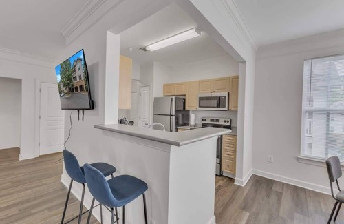 Southwest Raleigh Apartment | Upscale King 3BR Suite Mins to Downtown Raleigh!