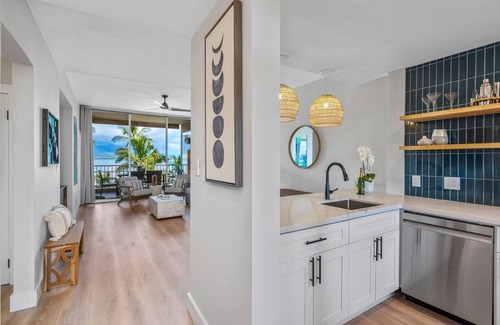 Kihei Apartment | Upscale Oceanfront Penthouse Vistas