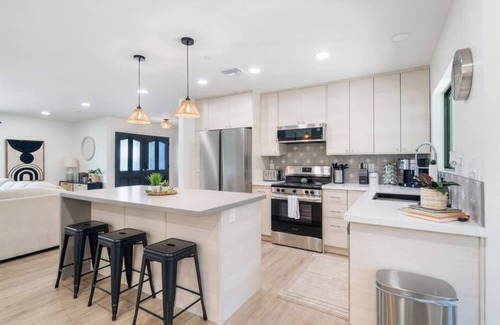 Park Scottsdale Four House | Upscale Old Town Getaway: 5 Bedroom, Pool, Mini Golf & Lounge