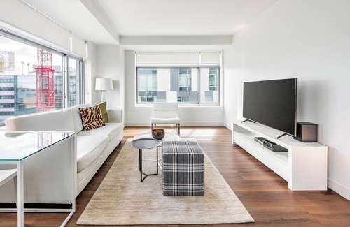MIT Apartment | Upscale One Bedroom Apartment Near Harvard and MIT
