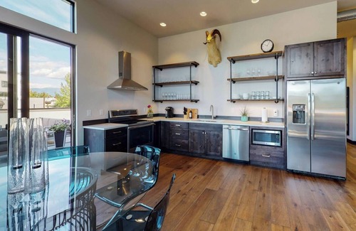 Whitefish Apartment | Upscale Penthouse in Heart of Downtown Whitefish!