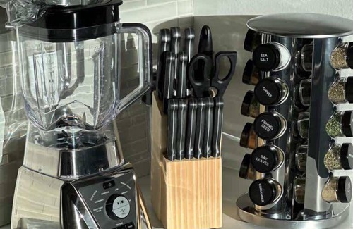 Downtown Boston Condo | Upscale Penthouse w Gym & Parking near MGH & TUFTS