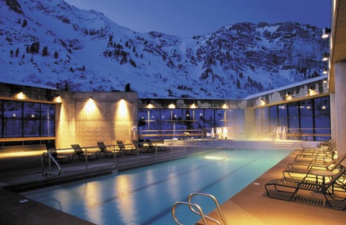 Salt Lake Mountain Resorts Condo | Upscale Snowbird Ski-In/Ski-Out Condo at the Cliff Club - sleeps 10