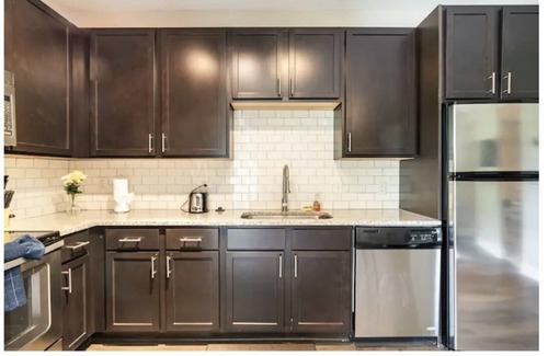 Barclay Downs Apartment | Upscale Studio in Ritzy SouthPark Charlotte/King Bed/Balcony/Free Parking!