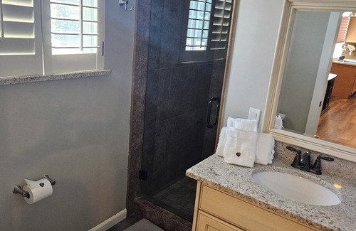 Centerville Apartment | Upstairs 3-bedroom mother inlaw apartment in wonderful Centerville with AC