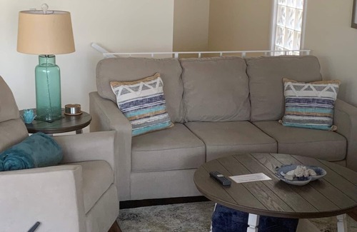 Capistrano Beach Apartment | Upstairs Apartment with Ocean View