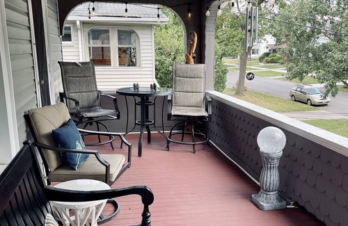 Old Brooklyn Apartment | Upstairs Unit with Office Space near Downtown Cleveland + National Park