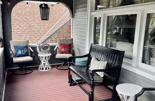 Old Brooklyn Apartment | Upstairs Unit with Office Space near Downtown Cleveland + National Park