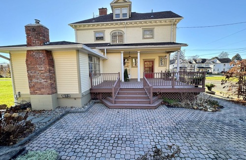 Amsterdam House | Upstate Affordable Victorian Home - Lots of Space -Long Term Rentals Welcome!