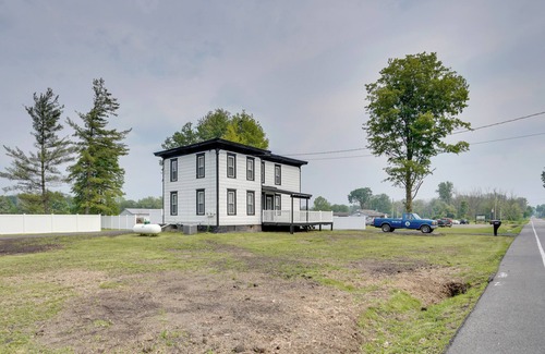 East Syracuse Apartment | Upstate New York Vacation Rental w/Hot Tub!