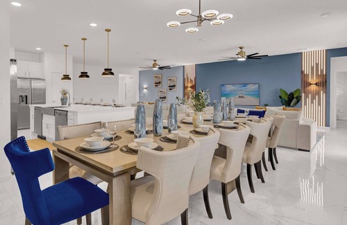 Kissimmee House | Upstay Epic 15BR Mansion for Big Groups near Parks